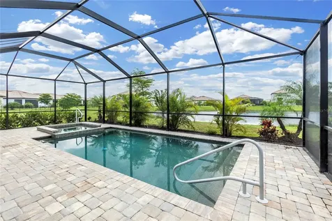 5239 Coral Reef Way Bradenton FL 34211
