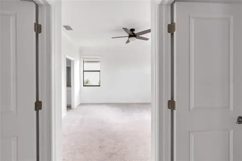 5239 Coral Reef Way Bradenton FL 34211