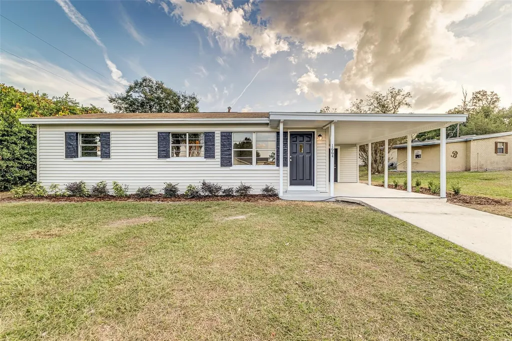 1664 Bayview Drive Lakeland FL 33805