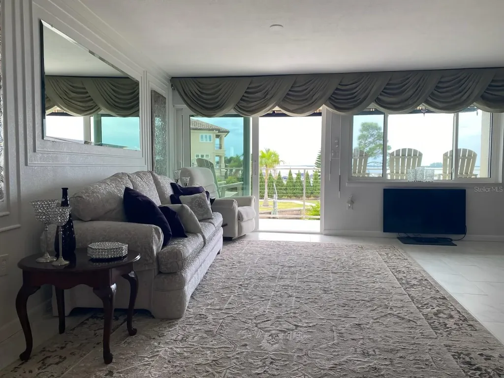 433 S Paula Drive Dunedin FL 34698