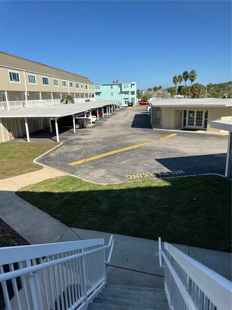 433 S Paula Drive Dunedin FL 34698