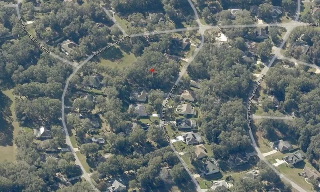 SW 190th Terrace Dunnellon FL 34432