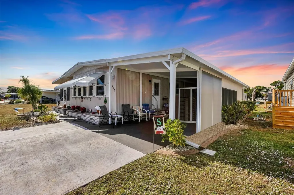 220 La Rosas North Port FL 34287
