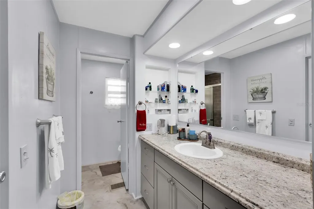220 La Rosas North Port FL 34287