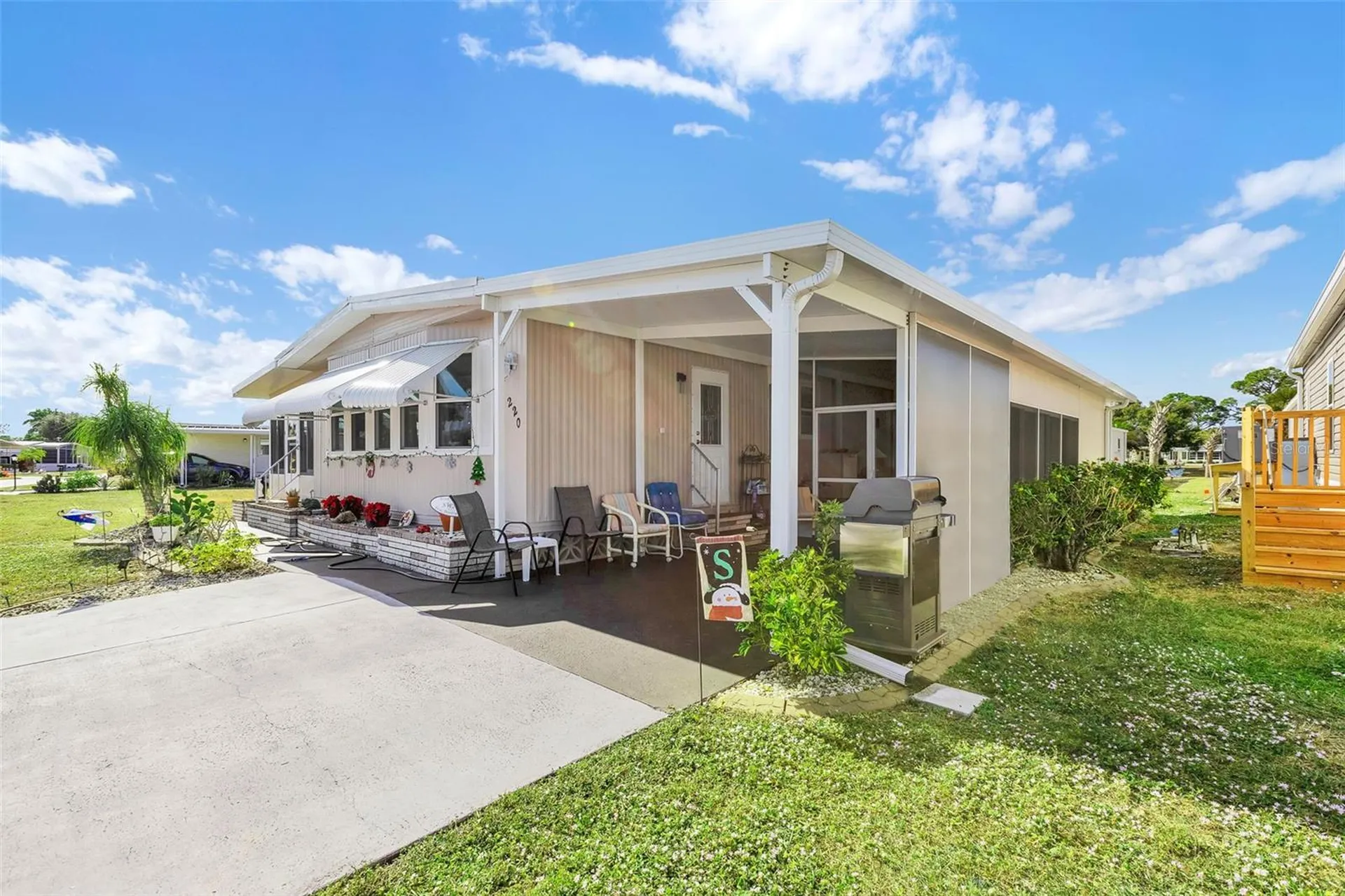 220 La Rosas North Port FL 34287