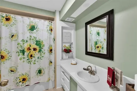 220 La Rosas North Port FL 34287