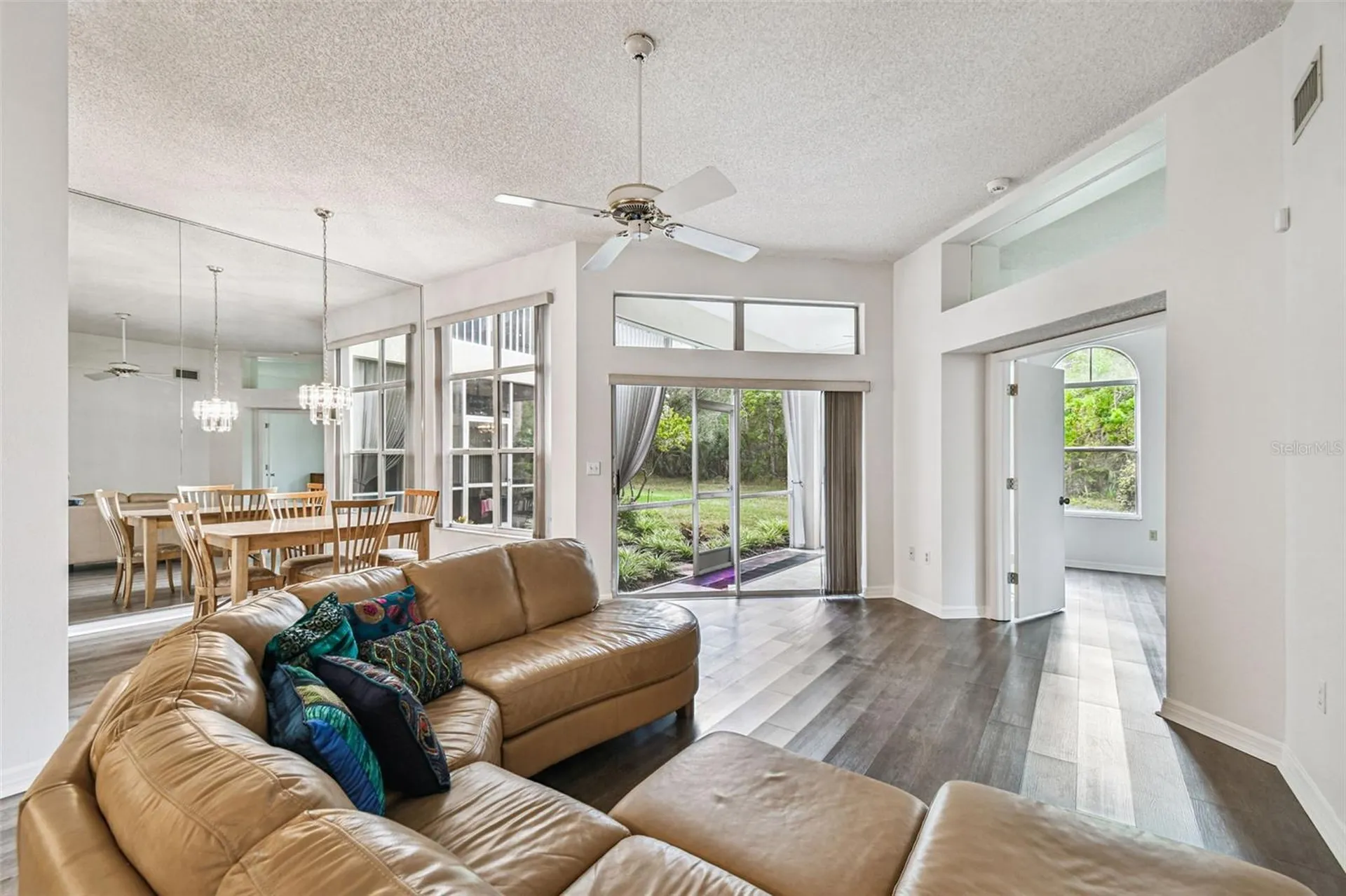 215 Clays Trail Oldsmar FL 34677