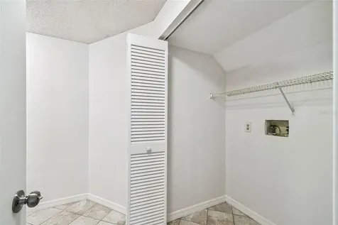 215 Clays Trail Oldsmar FL 34677