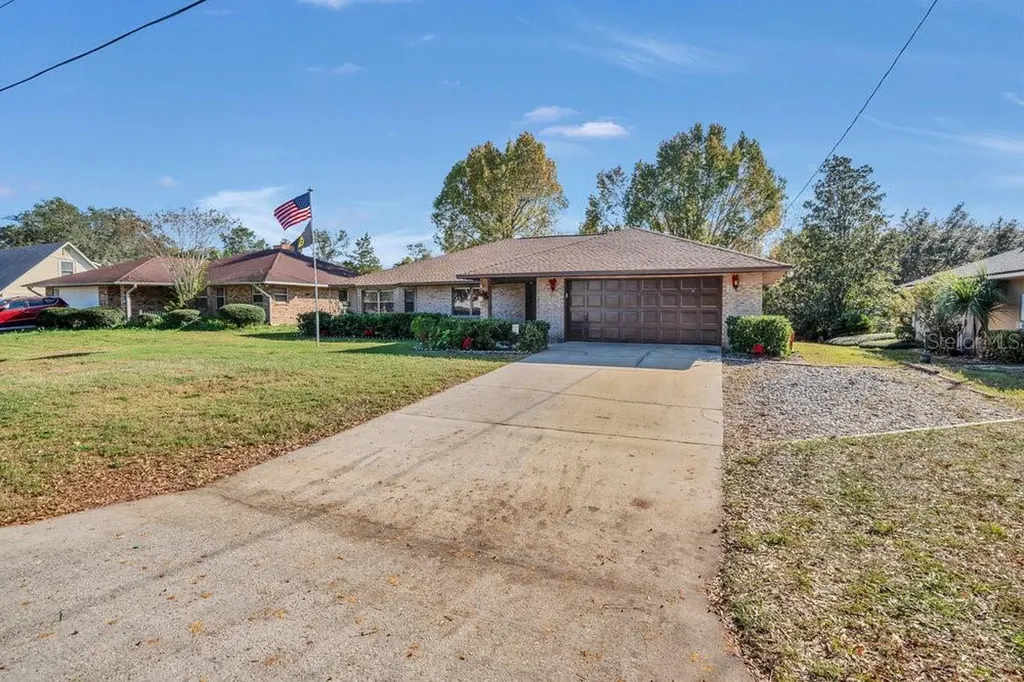 90 Sundown Road Debary FL 32713