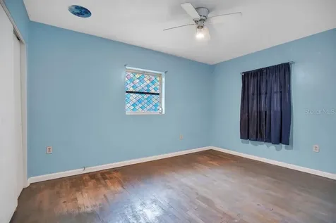 525 S Dexter Avenue Deland FL 32720