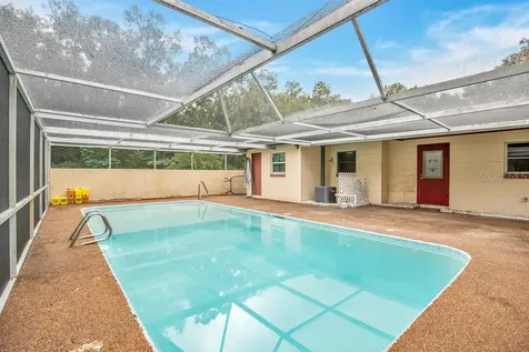 525 S Dexter Avenue Deland FL 32720