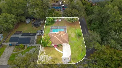525 S Dexter Avenue Deland FL 32720