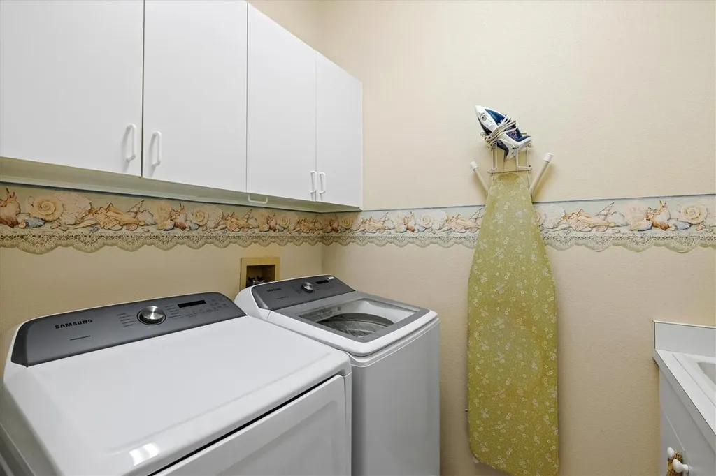 4616 Swordfish Drive Bradenton FL 34208