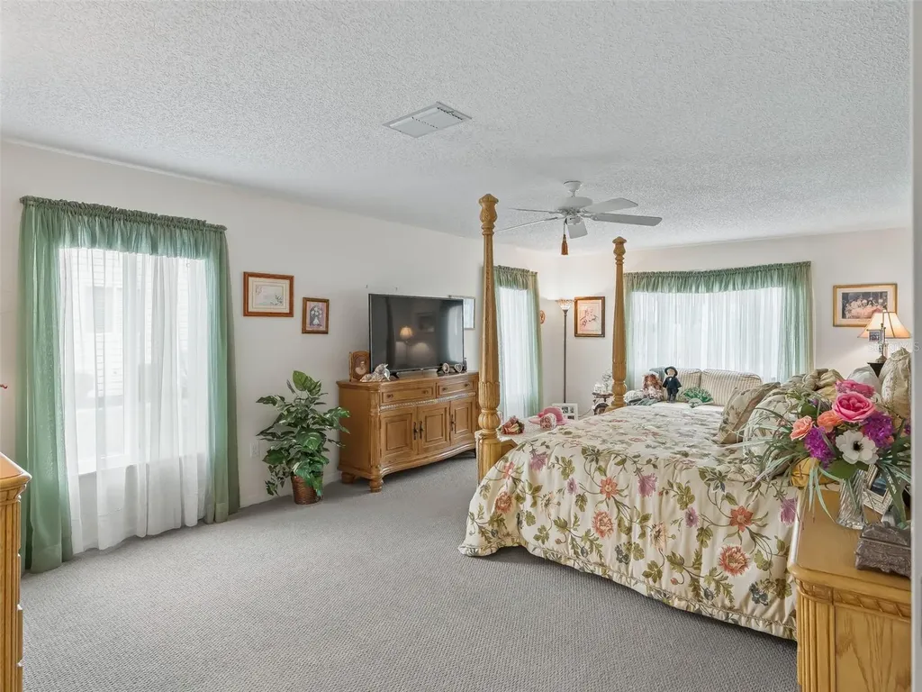 9900 SE 175th Place Summerfield FL 34491