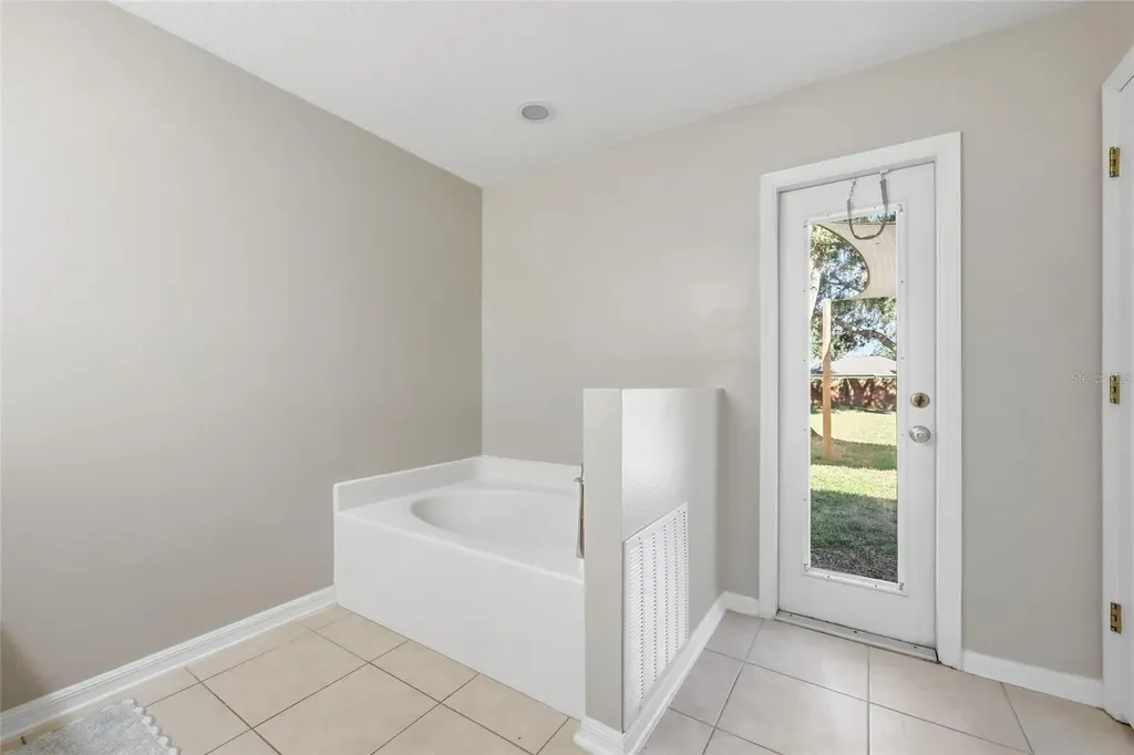 539 Granite Circle Chuluota FL 32766