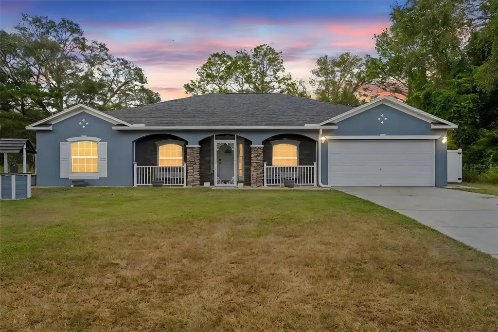 880 W Rum Place Dunnellon FL 34434