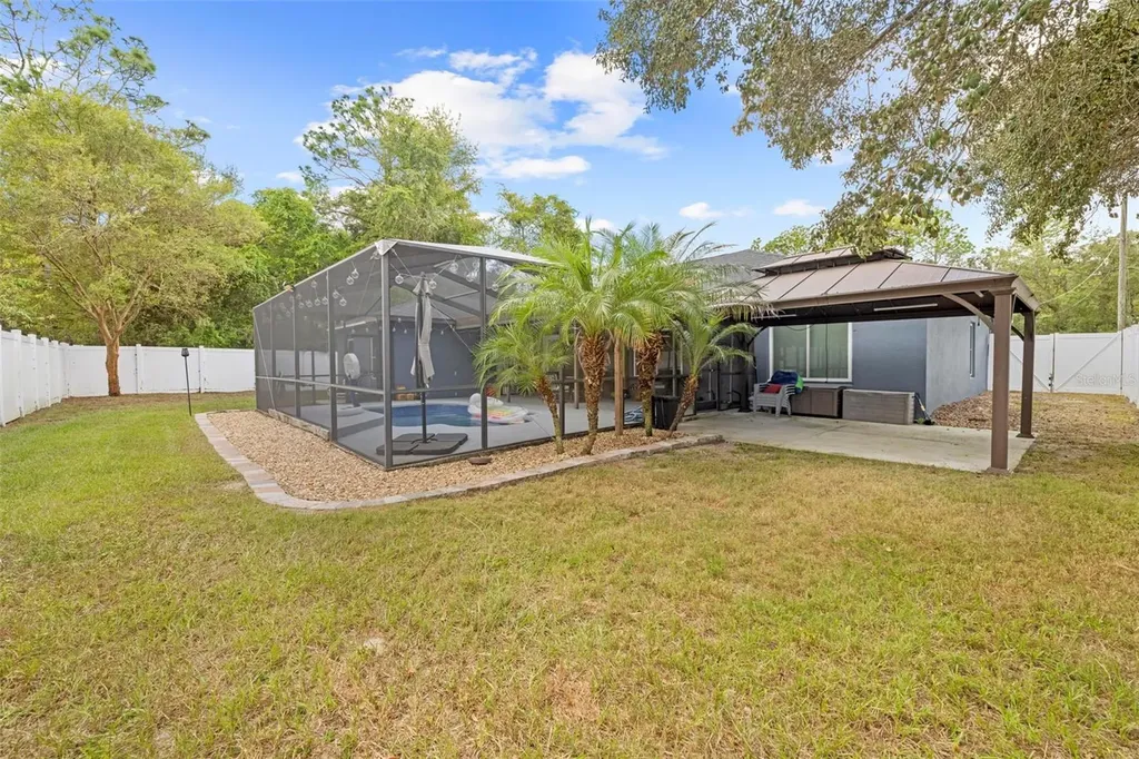 880 W Rum Place Dunnellon FL 34434