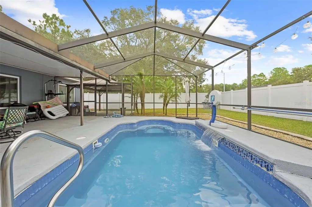 880 W Rum Place Dunnellon FL 34434