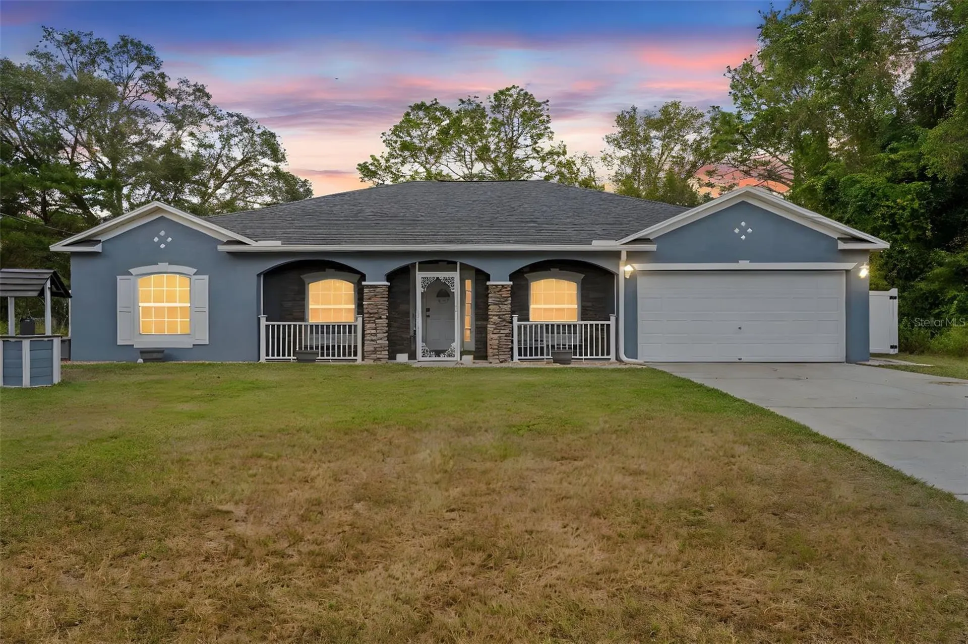 880 W Rum Place Dunnellon FL 34434