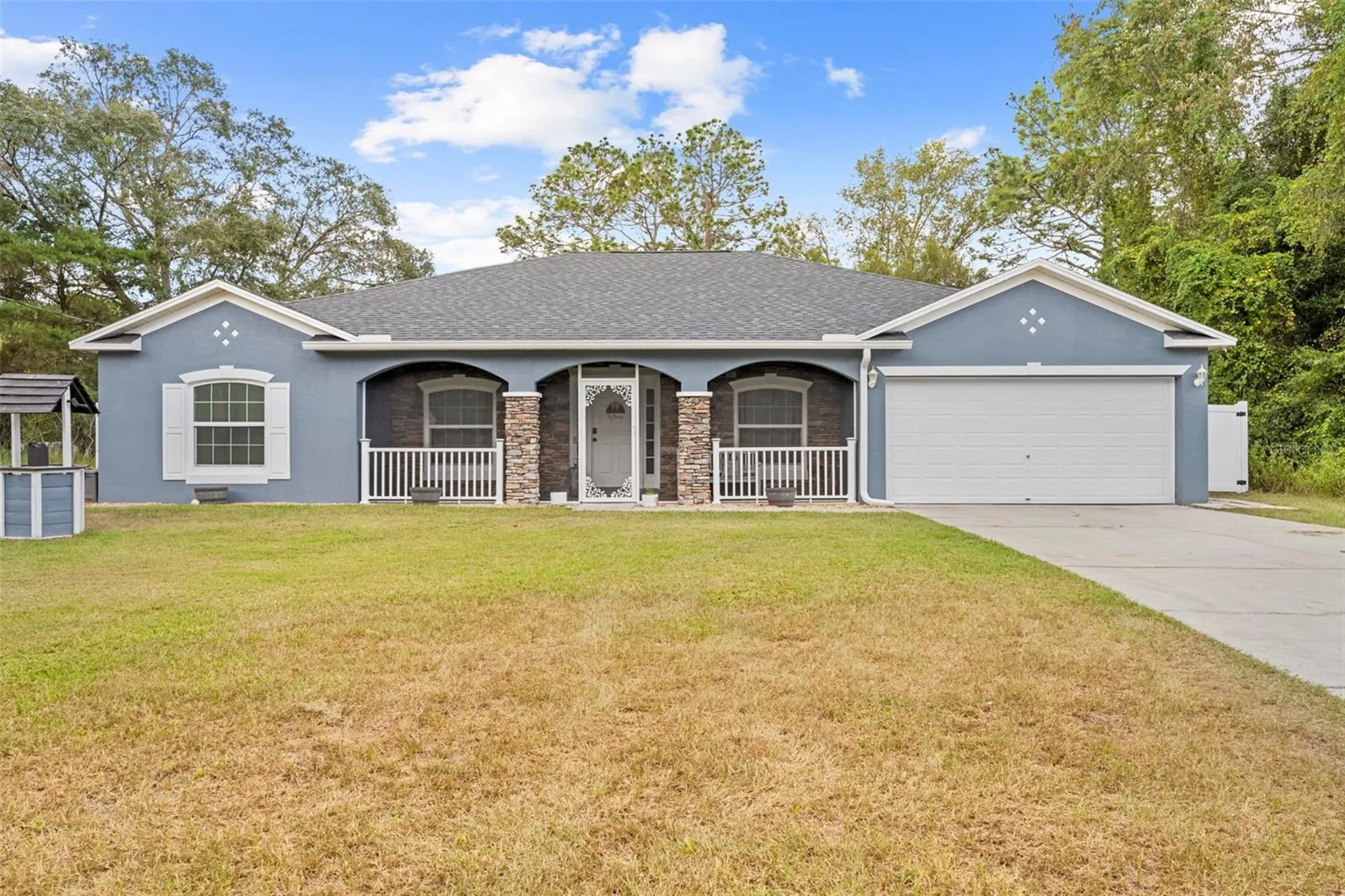 880 W Rum Place Dunnellon FL 34434