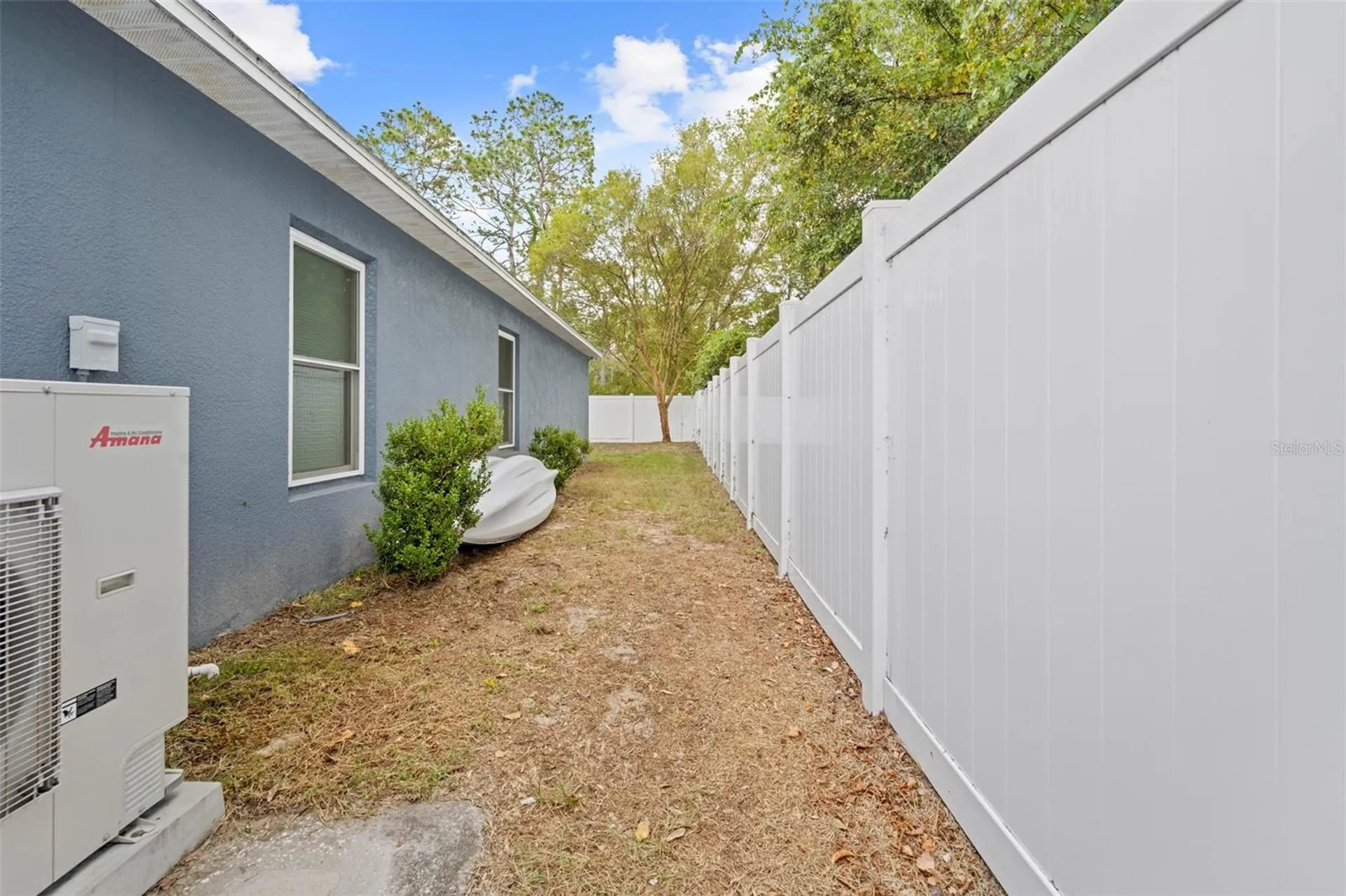 880 W Rum Place Dunnellon FL 34434