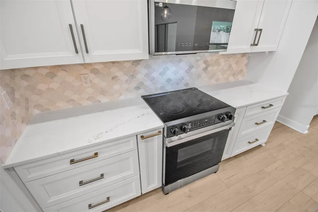 18 Central Place Palm Coast FL 32137