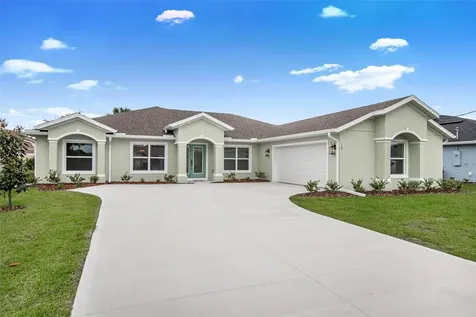 18 Central Place Palm Coast FL 32137