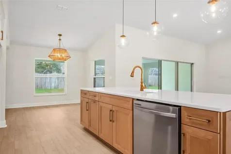 18 Central Place Palm Coast FL 32137
