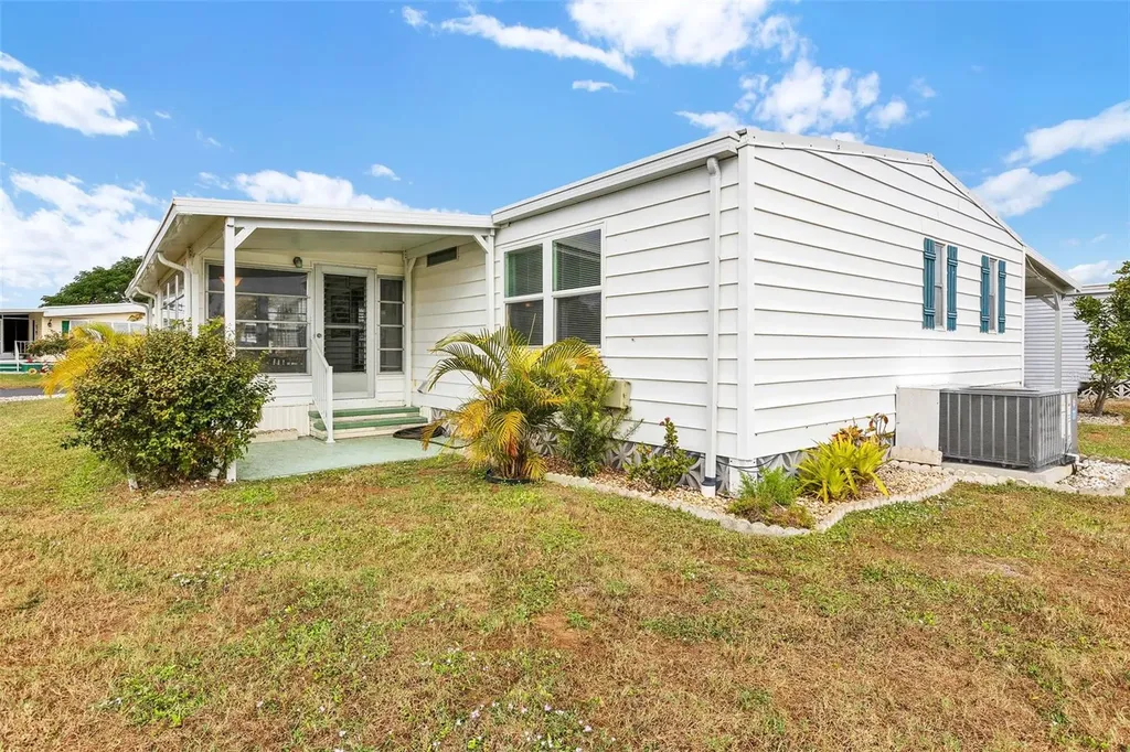 329 La Costa North Port FL 34287