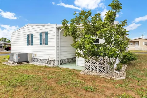 329 La Costa North Port FL 34287
