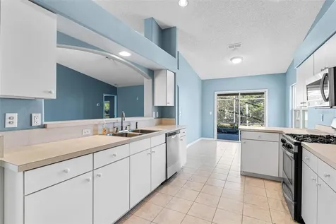 1009 Forest Breeze Path Leesburg FL 34748