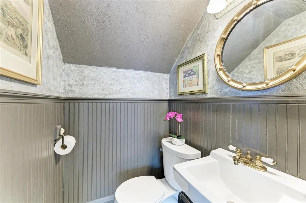 401 27th Street W Bradenton FL 34205