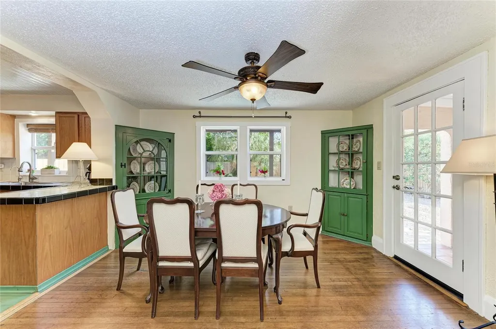 401 27th Street W Bradenton FL 34205