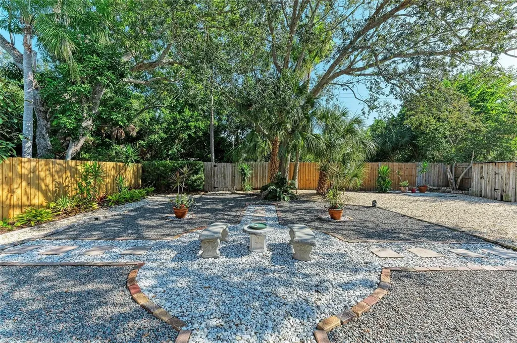 401 27th Street W Bradenton FL 34205
