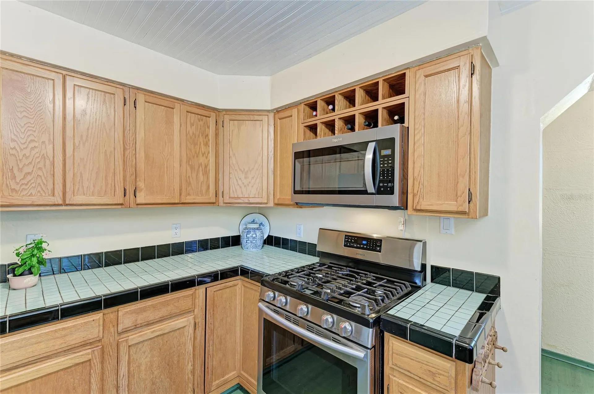 401 27th Street W Bradenton FL 34205