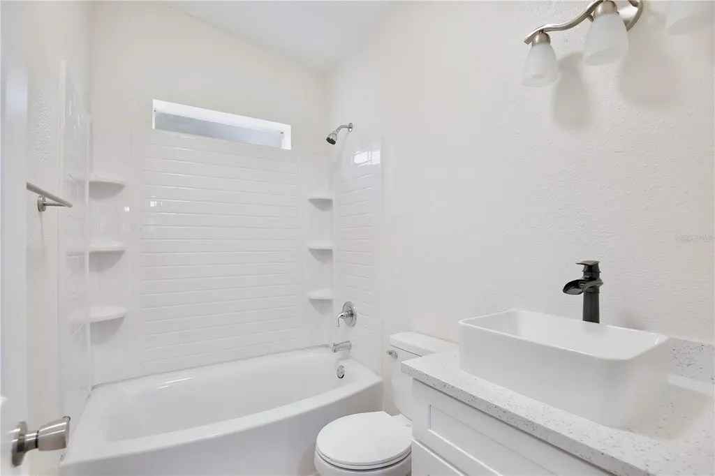 15330 Apache Pass Eustis FL 32726
