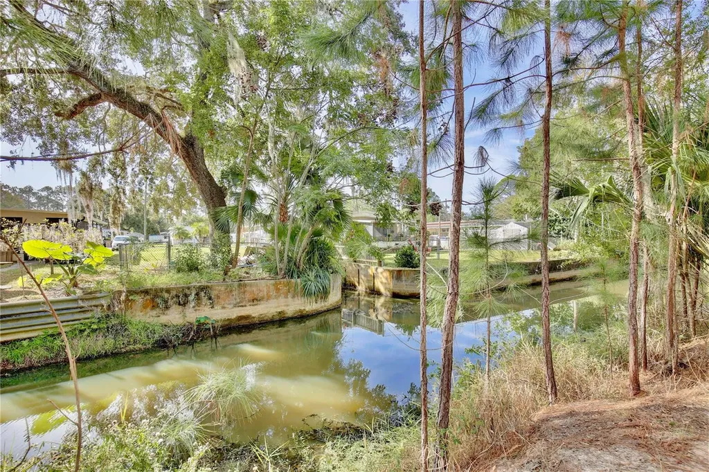 15330 Apache Pass Eustis FL 32726