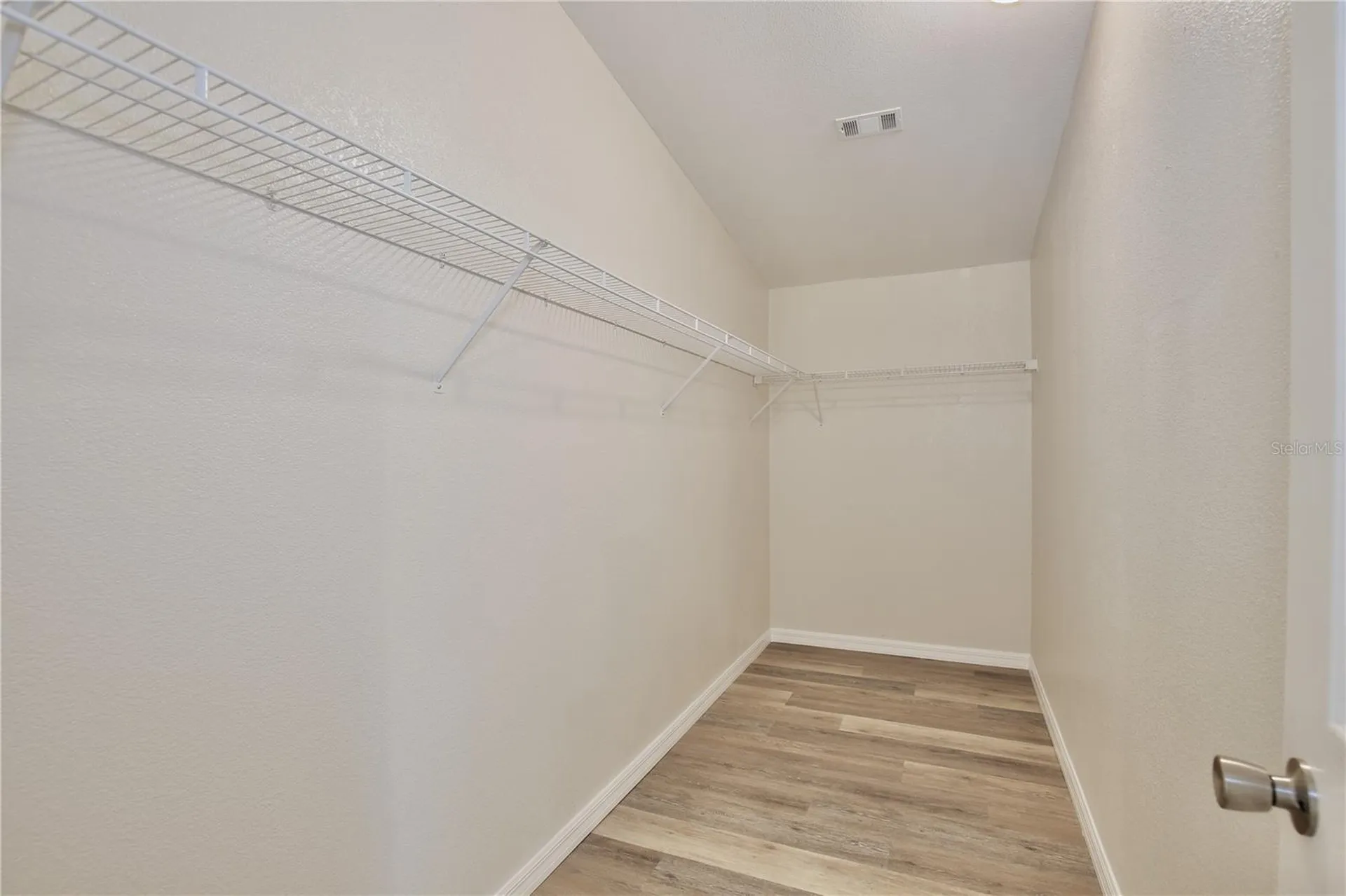 15330 Apache Pass Eustis FL 32726