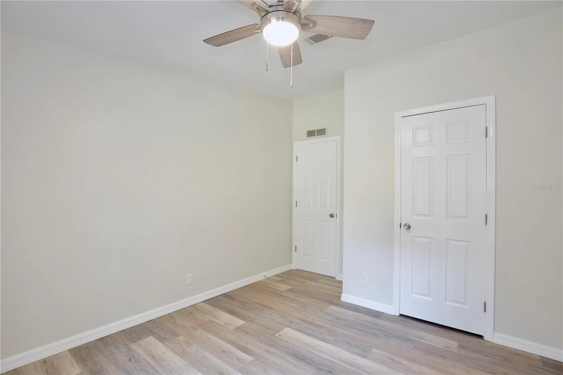 15330 Apache Pass Eustis FL 32726