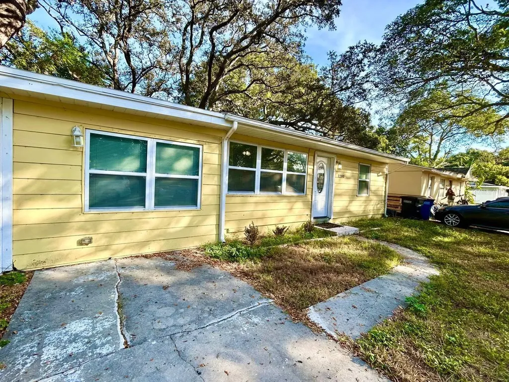 1280 Bertland Way Clearwater FL 33755