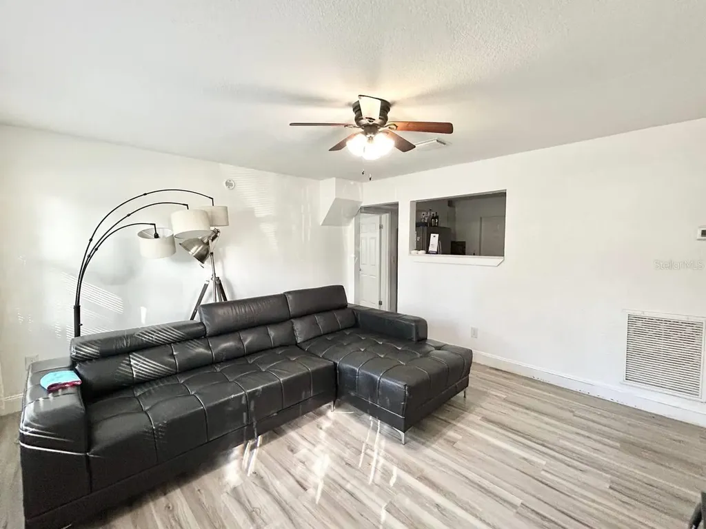 1280 Bertland Way Clearwater FL 33755