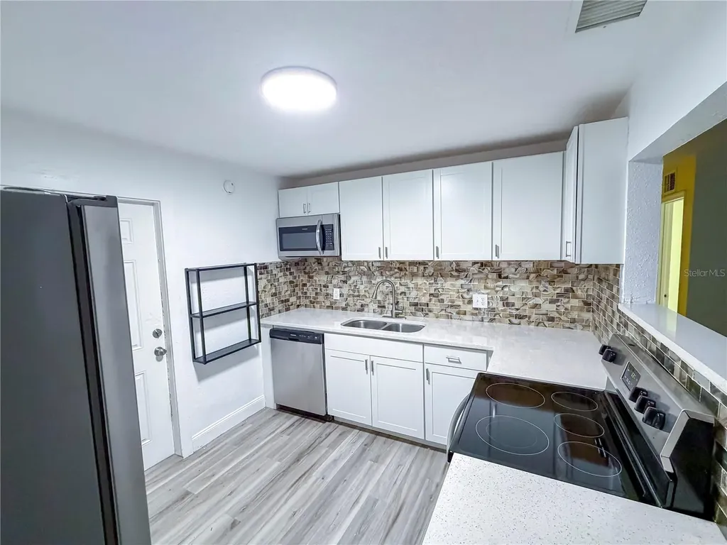 1280 Bertland Way Clearwater FL 33755