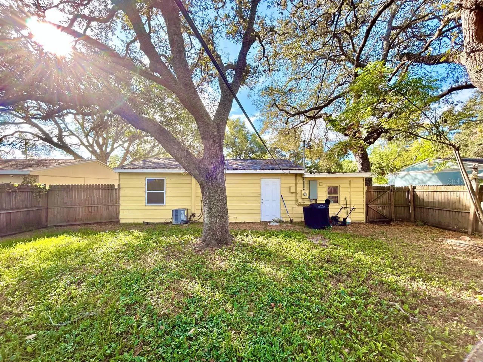 1280 Bertland Way Clearwater FL 33755