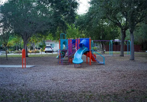 1280 Bertland Way Clearwater FL 33755