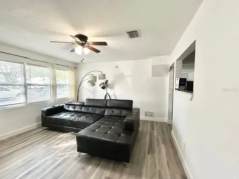 1280 Bertland Way Clearwater FL 33755