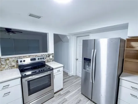 1280 Bertland Way Clearwater FL 33755