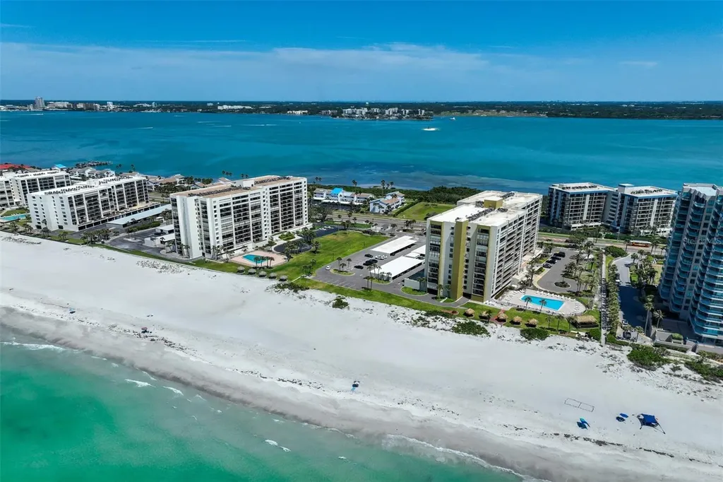 1480 Gulf Boulevard Clearwater Beach FL 33767