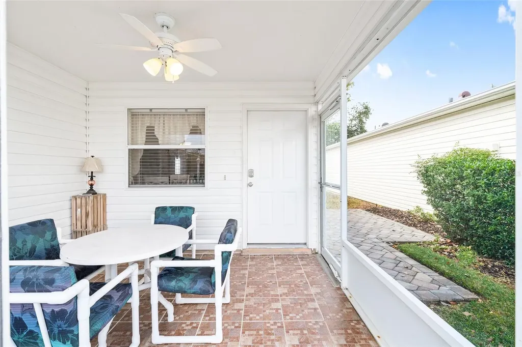 1612 Campos Drive The Villages FL 32162