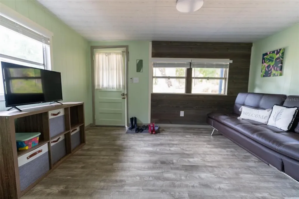 21162 NE 146th Place Salt Springs FL 32134