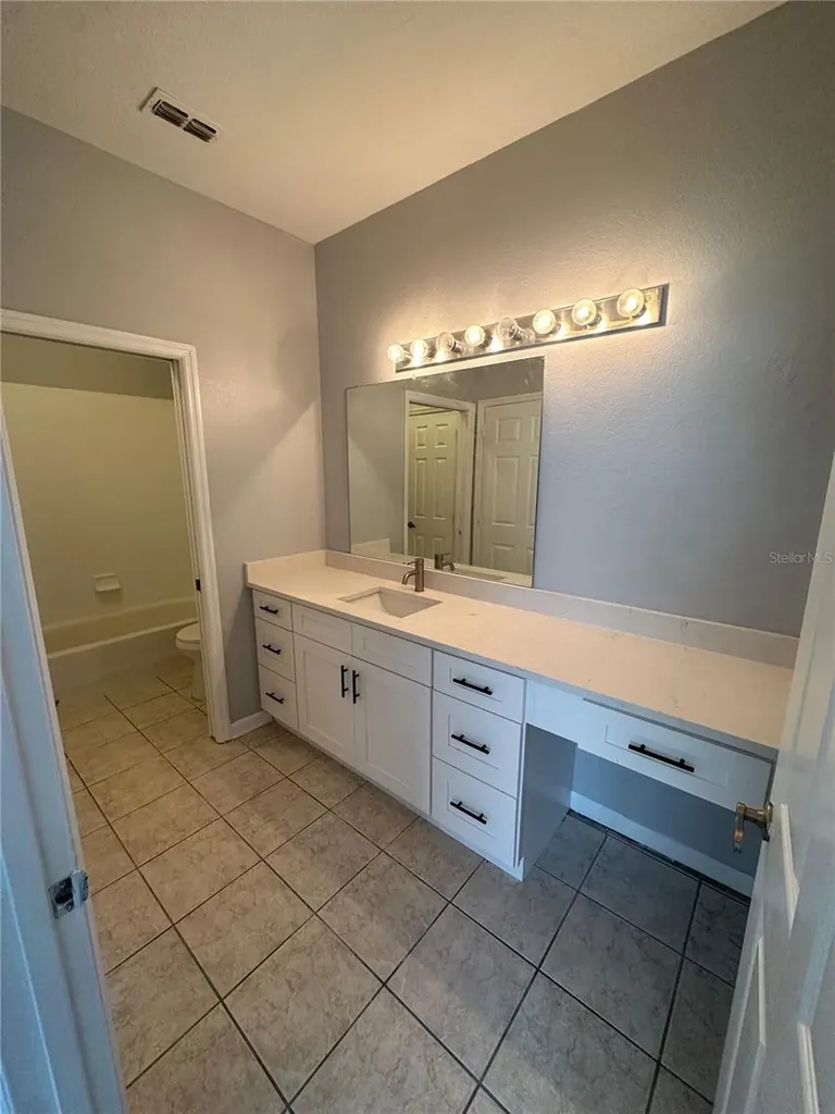 1224 S Hiawassee Road Orlando FL 32835
